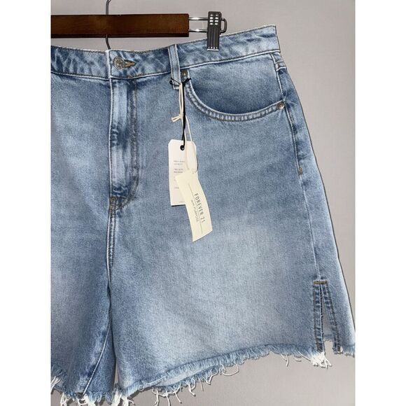 Forever 21 90s Jean Shorts Relaxed Fray Rigid Light Denim 6" Inseam Hi Rise 32 - Picture 8 of 16